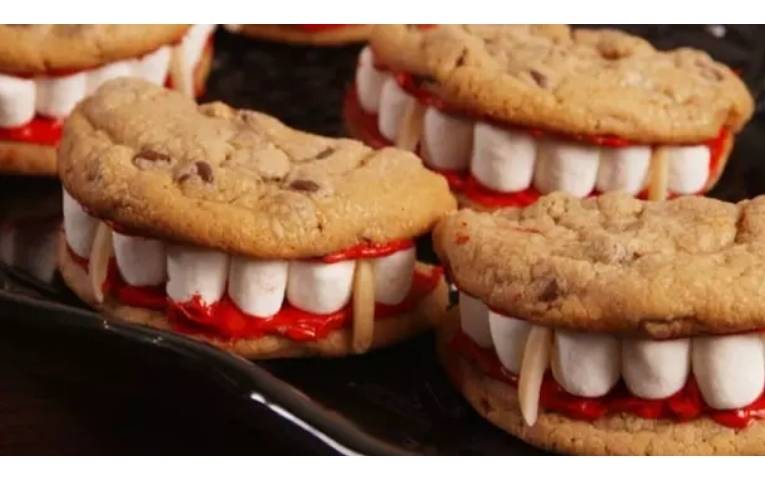Halloween Recipes Vampire Cookies